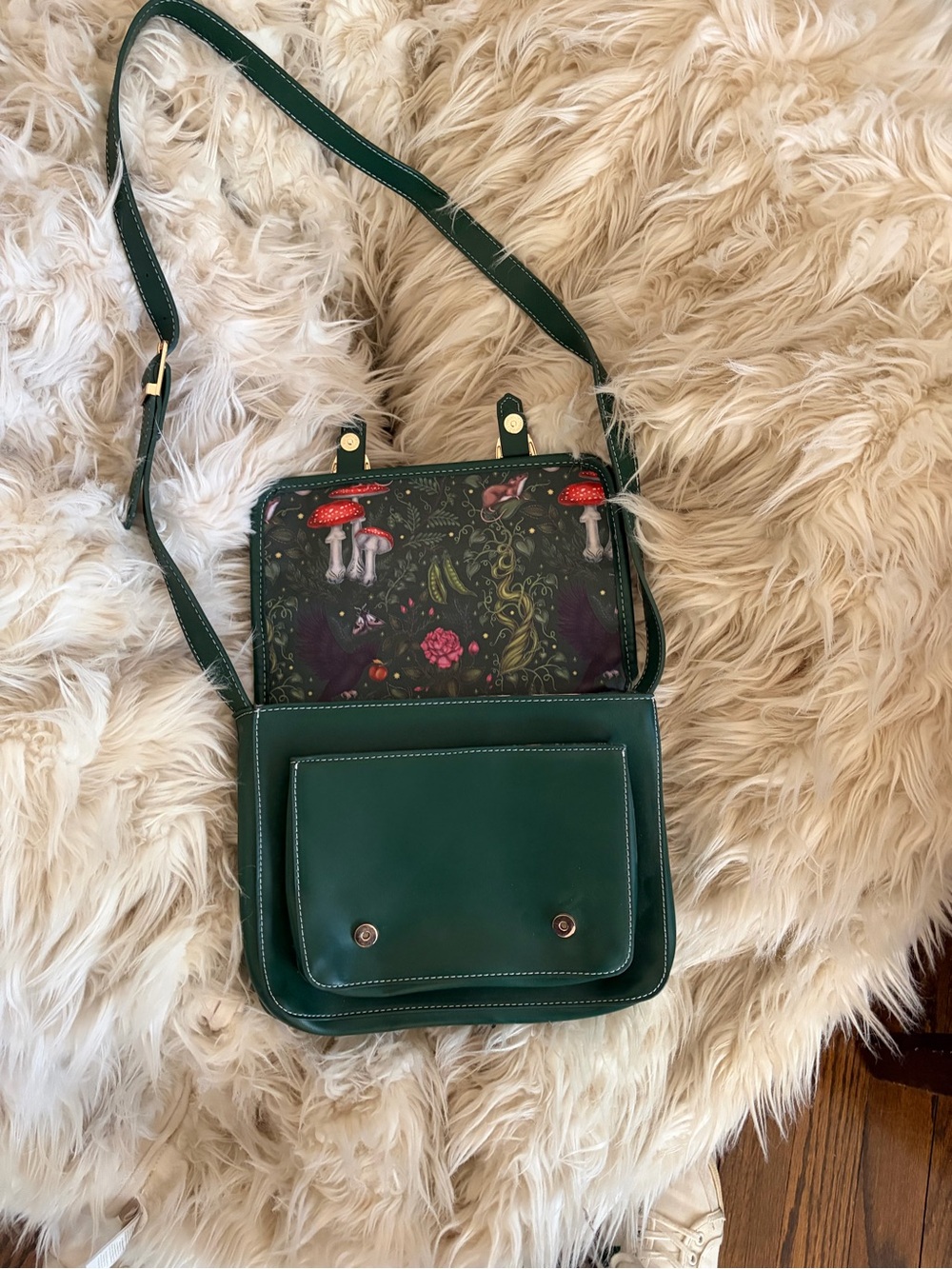 Emerald Green Crossbody Bag with Gold Buckles - Picture 2 of 4